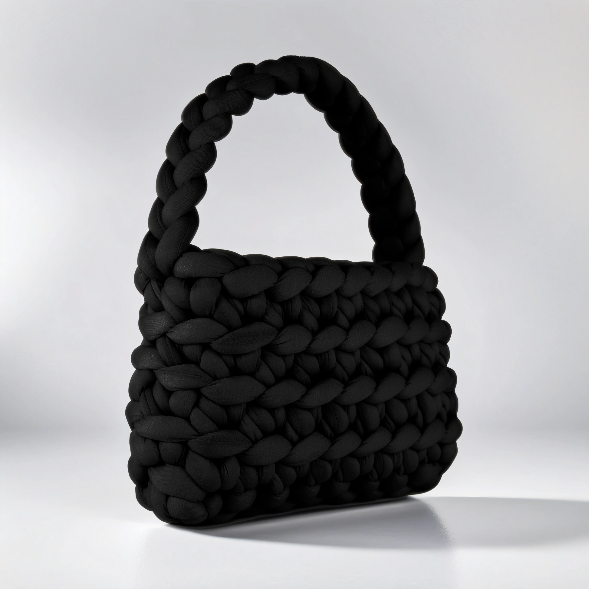 Black color Chunky bag baguette-shaped diagonal 